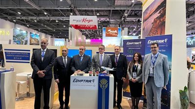 وزير الطيران المدني من لندن: نقدم حزمة من التخفيضات بالمطارات المصرية