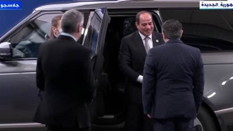 وصول الرئيس عبد الفتاح