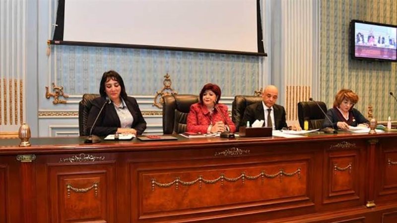 لجنة السياحة والطيران