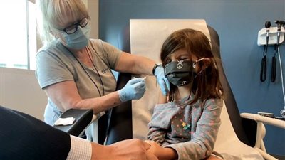 انطلاق حملة تلقيح الأطفال بين 5 و11 عاما بلقاح فايزر-بايونتيك في الولايات المتحدة