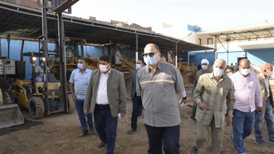 محافظ أسيوط يشهد اصطفاف معدات وحدة الإنقاذ السريع للتأكد من جاهزيتها وصلاحيتها الفنية