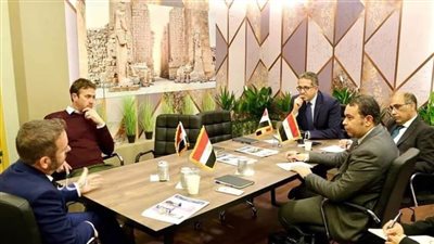 وزير السياحة يعقد عددًا من اللقاءات مع منظمي الرحلات السياحية بالسوق الإنجليزية