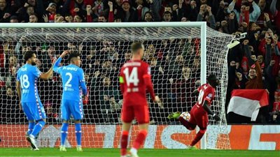 ليفربول يضرب أتلتيكو مدريد بثنائية نظيفة في الشوط الأول