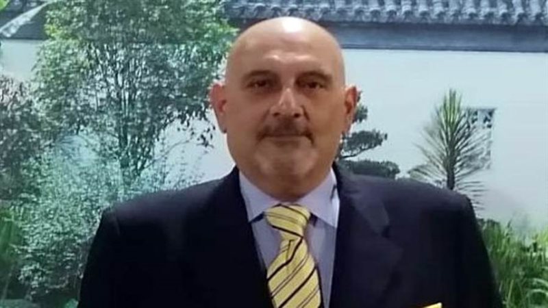 حاتم حجازي أمين صندوق