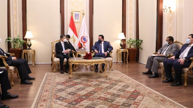 خلال المباحثات