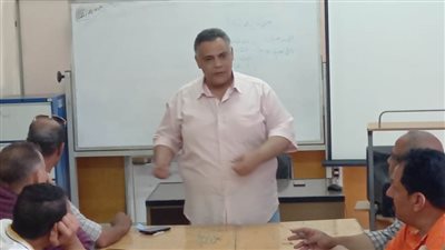 ورش عمل تدريبية للعاملين بالأزمات والتغيرات المكانية بالوحدات المحلية بأسيوط