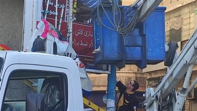 حملة مكبرة لإزالة الشاسيهات والإعلانات المخالفة بمنطقة جليم بحي شرق