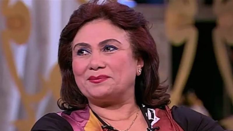 الفنانة سلوىعثمان