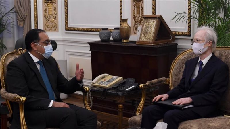 رئيس الوزراء يستقبل