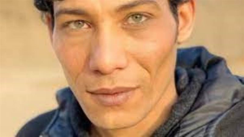 الفنان ياسر الرفاعي