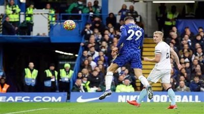 تشيلسي وبيرنلي يتعادلان 1-1 بالدوري الإنجليزي الممتاز