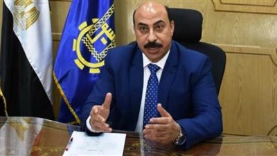 محافظ أسوان يشدد على الالتزام بالإجراءات الوقائية للحد من انتشار 