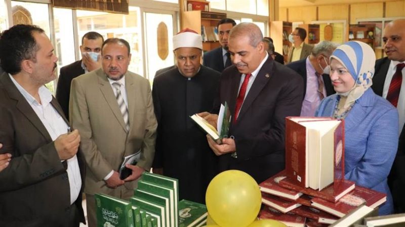 معرض الكتاب بدراسات