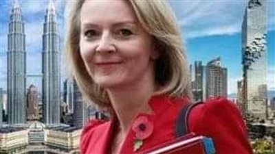 المرأة الخارقة تبدأ رحلة لمدة أسبوع.. البحث عن النبوءة 