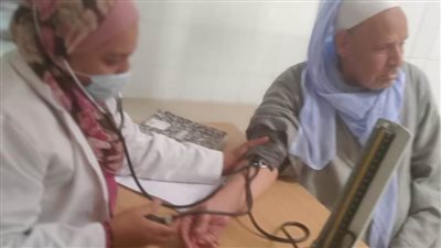 صحة المنيا تواصل أعمال المبادرة الرئاسية لعلاج الأمراض المزمنة لكبار السن
