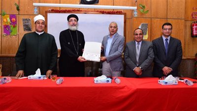 تربية سوهاج تنظم ندوة دينية عن معايير الالتزام الأخلاقي للشباب 