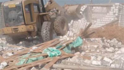 ضمن الموجة 18 إزالة 39 حالة تعدٍ على أراضي أملاك الدولة بالمنيا