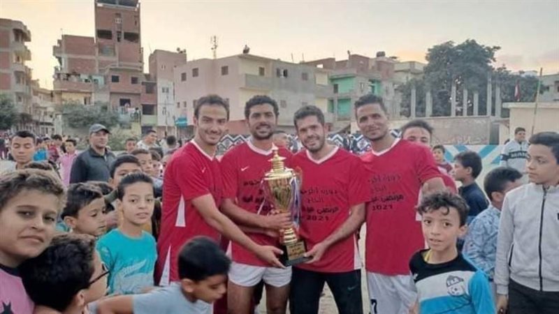 أثناء الاحتفال بالفوز