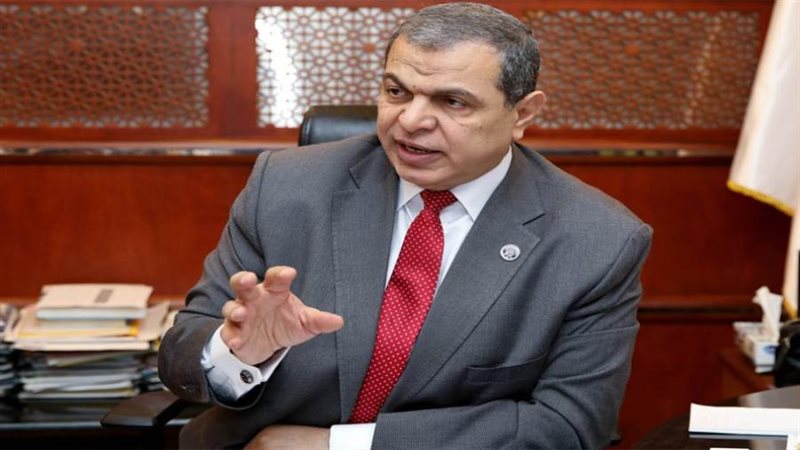 وزير القوى العاملة