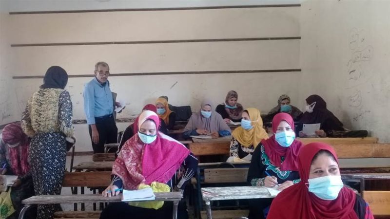 امتحانات محو الأمية