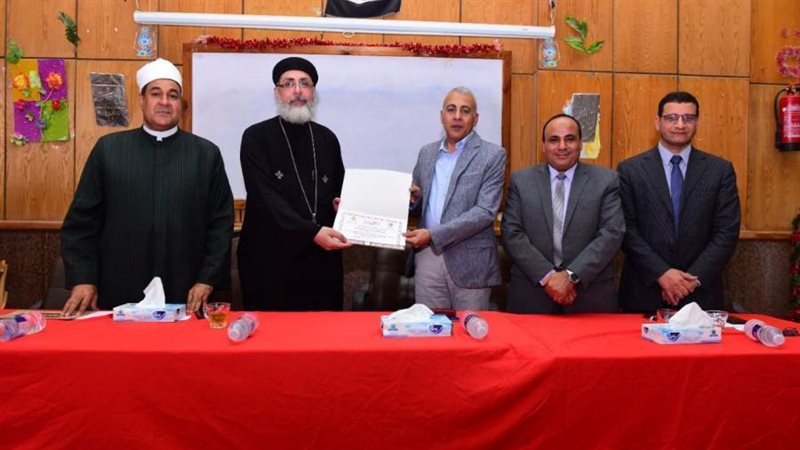 جانب من الندوة