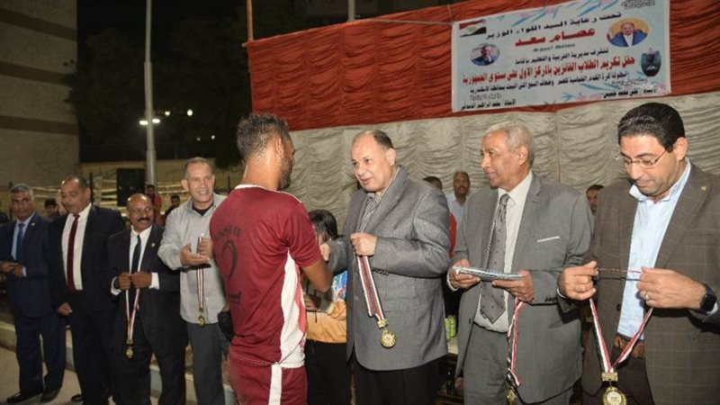 محافظ أسيوط يشهد