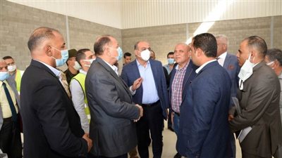 محافظ أسيوط ورئيس التنمية الصناعية يتفقدان مجمع الصناعات الصغيرة والمتوسطة بعرب العوامر