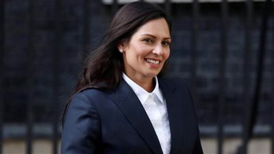 الداخلية البريطانية تؤيد التحقيق في احتجاج داخل كلية لندن للاقتصاد ضد السفيرة الإسرائيلية