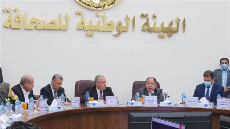 خلال المؤتمر