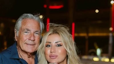 طليقة مصطفى فهمي تكشف تفاصيل جديدة.. ماذا حدث على واتساب؟