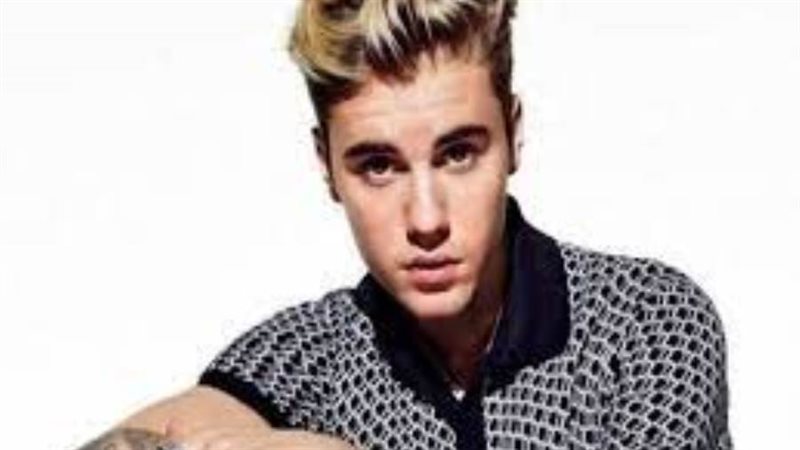 المطرب الكندي چاستين