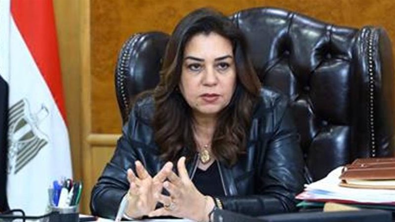 الدكتورة منال عوض