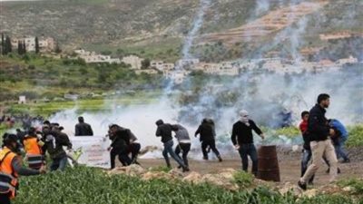 مستوطنون يصيبون شابًا فلسطينيا بالرصاص الحي في القدس المحتلة