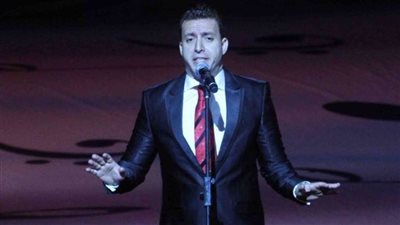 وزيرة الثقافة ورئيس الأوبرا ينعيان مطرب الموسيقى العربية هاني عامر  