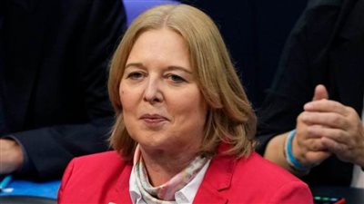 رئيسة مجلس النواب الألماني تدعو إلى مساعدة المهاجرين عبر الحدود البيلاروسية