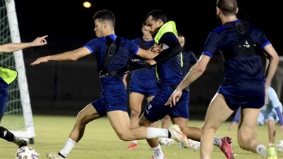 مران الزمالك.. تدريبات بدنية وإطالات للاعبين