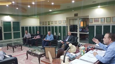 رئيس مركز ملوي يشدد على جاهزية القطاعات لمواجهة الطقس السيئ