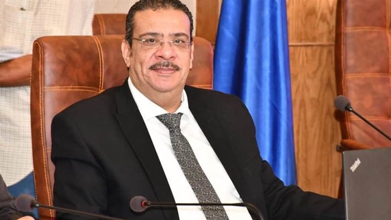 د.احمد زكي رئيس جامعة