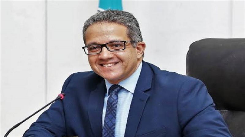 وزير السياحة