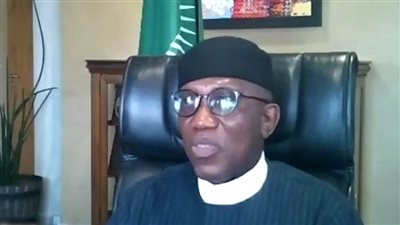 مباحثات إفريقية فرنسية حول قضايا الاستقرار والسلام في القارة السمراء