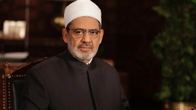 شيخ الأزهر يهنئ الشيخ محمد بن زايد باستضافة الإمارات لقمة المناخ الـ28