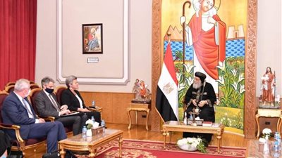 البابا تواضروس يستقبل مفوضة الشؤون الداخلية بالاتحاد الأوروبي بالمقر البابوي