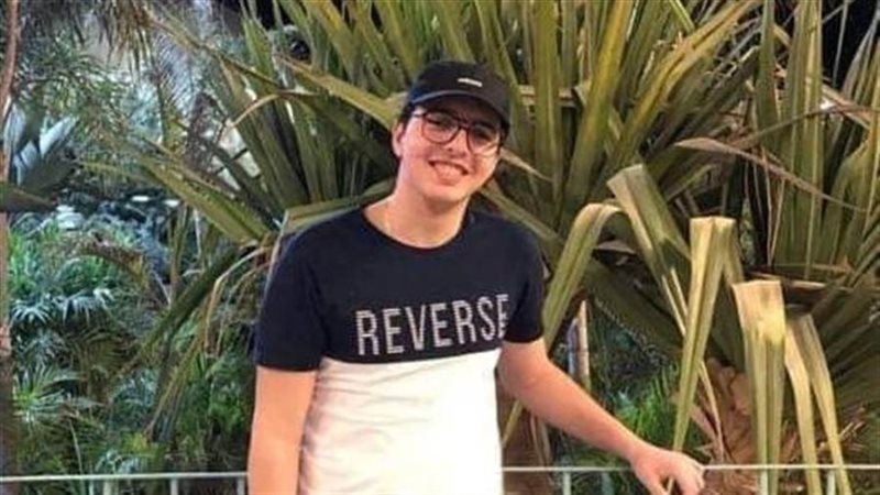 عبد الرحمن عاشور