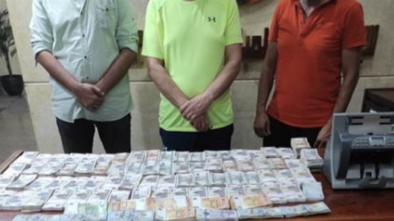 ضبط ثلاثة أشخاص بالقاهرة