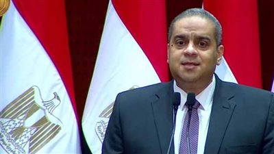 رئيس هيئة الدواء يصدر قرارًا بشأن اشتراطات قيد شركات التول