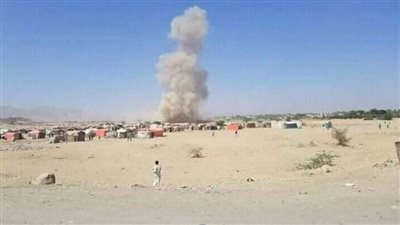 مليشيا الحوثي تقصف مخيمًا للنازحين بصاروخ باليستي جنوب مأرب