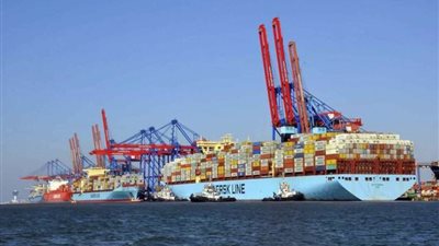 تداول 25 سفينة للحاويات والبضائع العامة بموانئ بورسعيد 