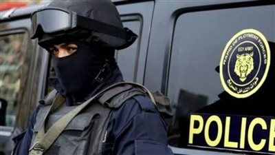 ضبط مهندس لانتحاله صفة ضابط شرطة وعمل كمائن بالقاهرة الجديدة