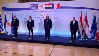 مصر وفرنسا واليونان وقبرص يؤكدون ضرورة منح الأولوية لدفع السلام إقليمياً ودولياً