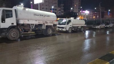 انتشار معدات كسح مياه الأمطار ومتابعة محطات الصرف بالبحيرة